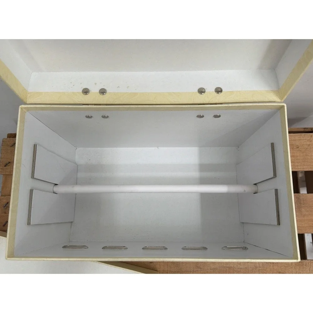 Vintage Style Cream Damask Ribbon‎ Organizer Box 5 Grommet Dispenser & 11 Rolls